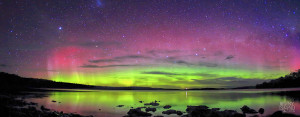 Spectacular green and red hues captured in the southern Aurora Australis in Southern Tasmania